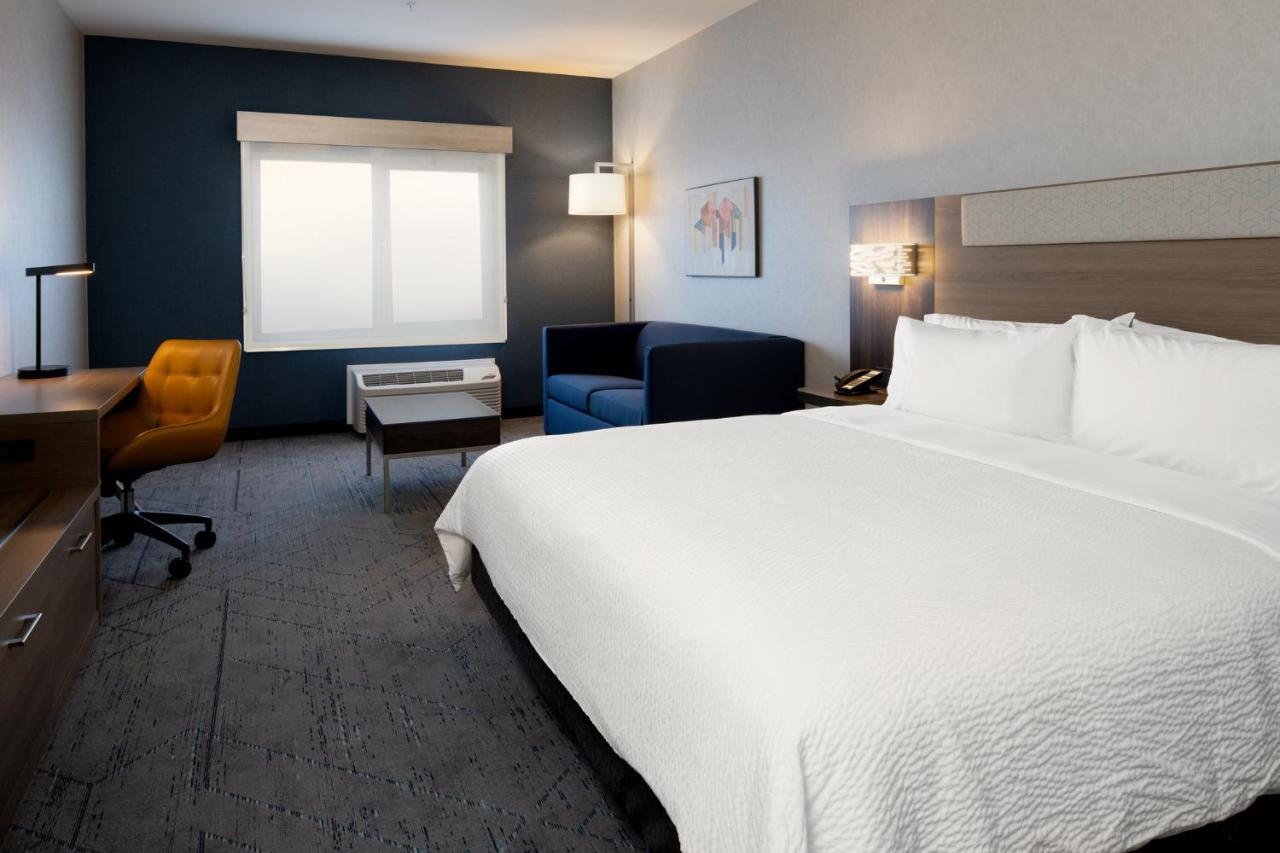 Holiday Inn Express & Suites - Hollister By Ihg Esterno foto