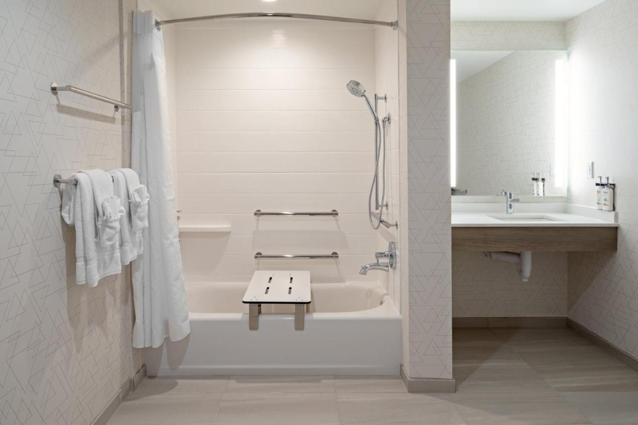 Holiday Inn Express & Suites - Hollister By Ihg Esterno foto